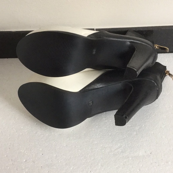 Black and White Color Block Ankle Bootie - Picture 4 of 7